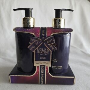 Baylis & Harding Gift Set Hand Skincare Pack for Women Moonlight Fig Pomegranate